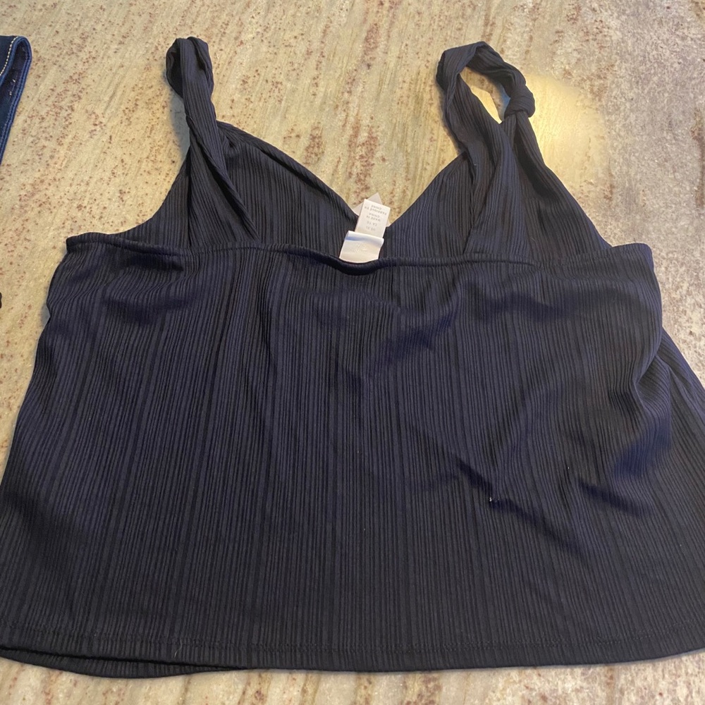 NWT top - Picture 2 of 5